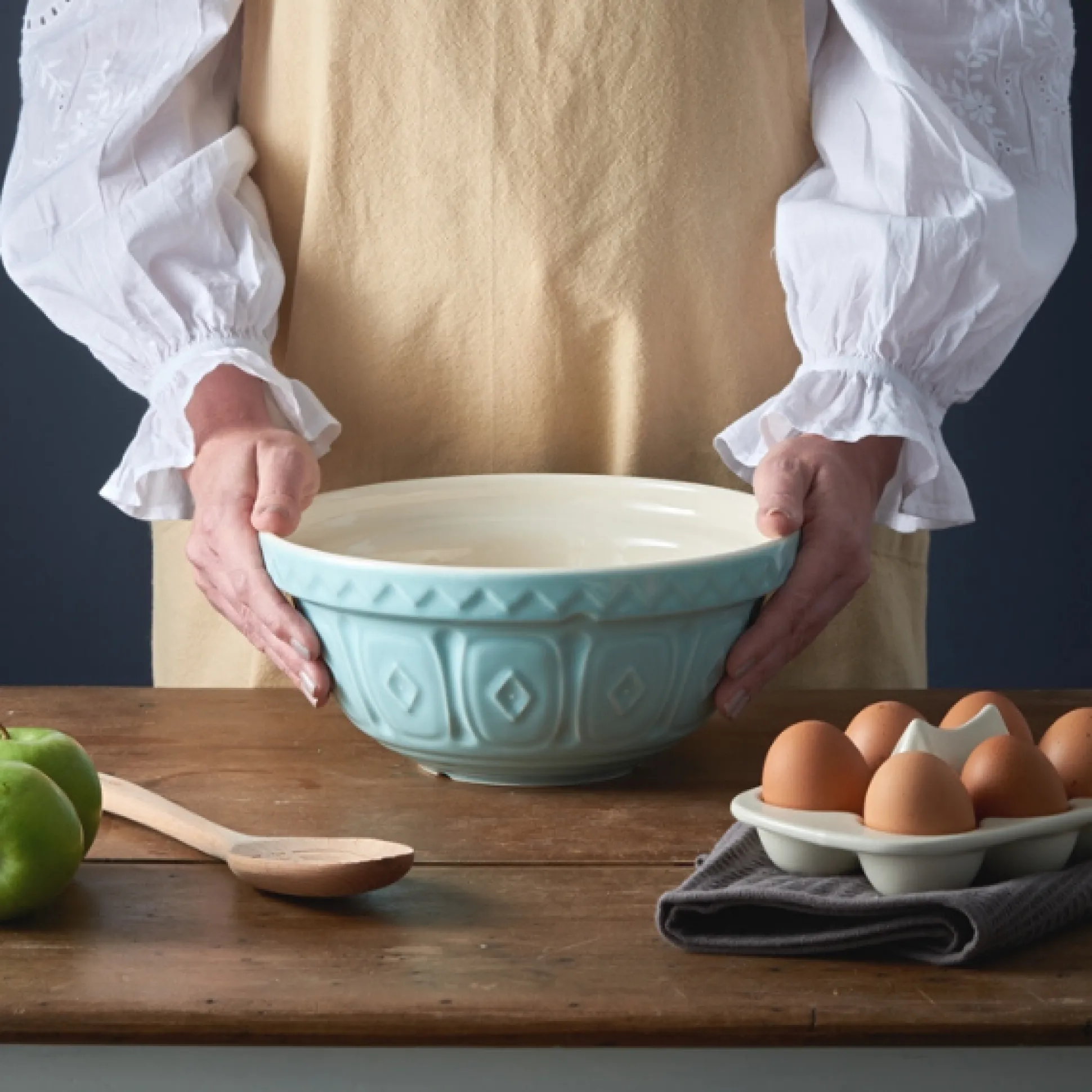 Colour Mix S24 Powder Blue Mixing Bowl 24cm