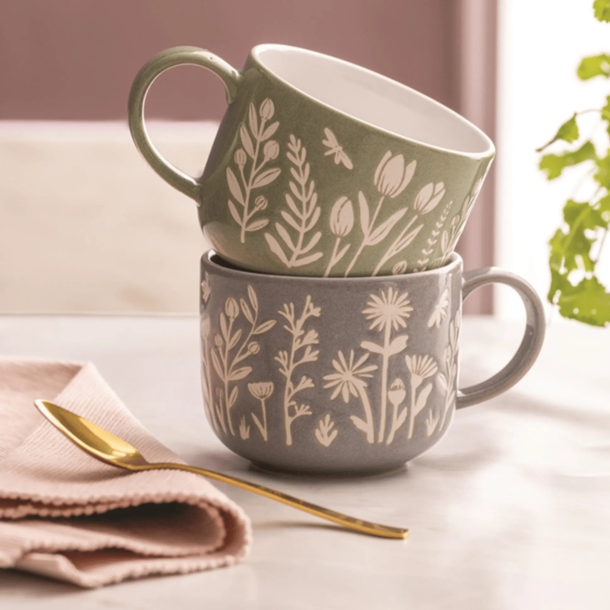 In The Meadow Set Of 4 Green Tulip Mugs 400ml
