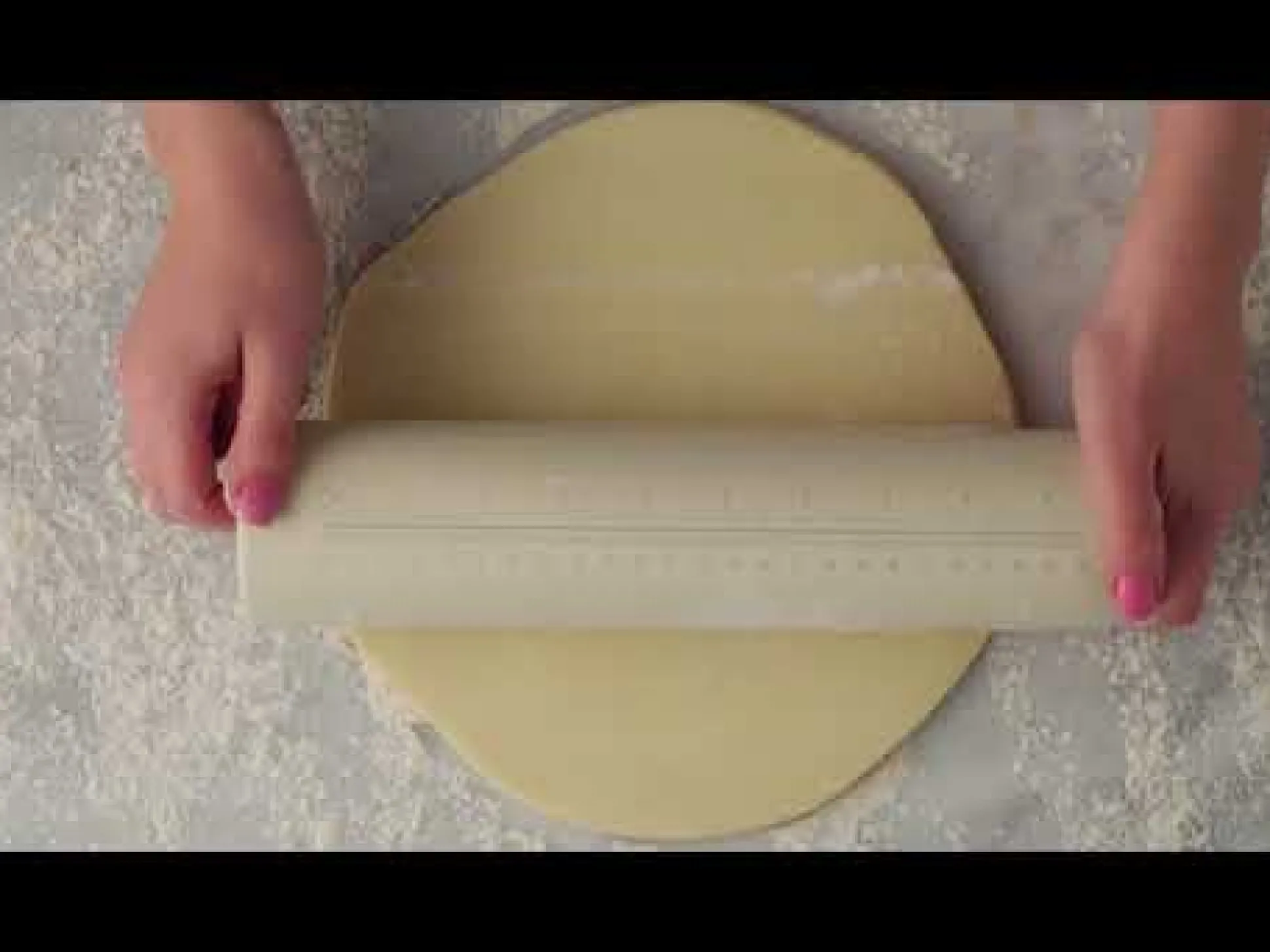 Innovative Kitchen Roller Shaker