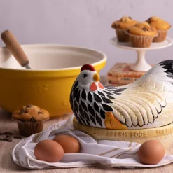 Mother Hen Nest